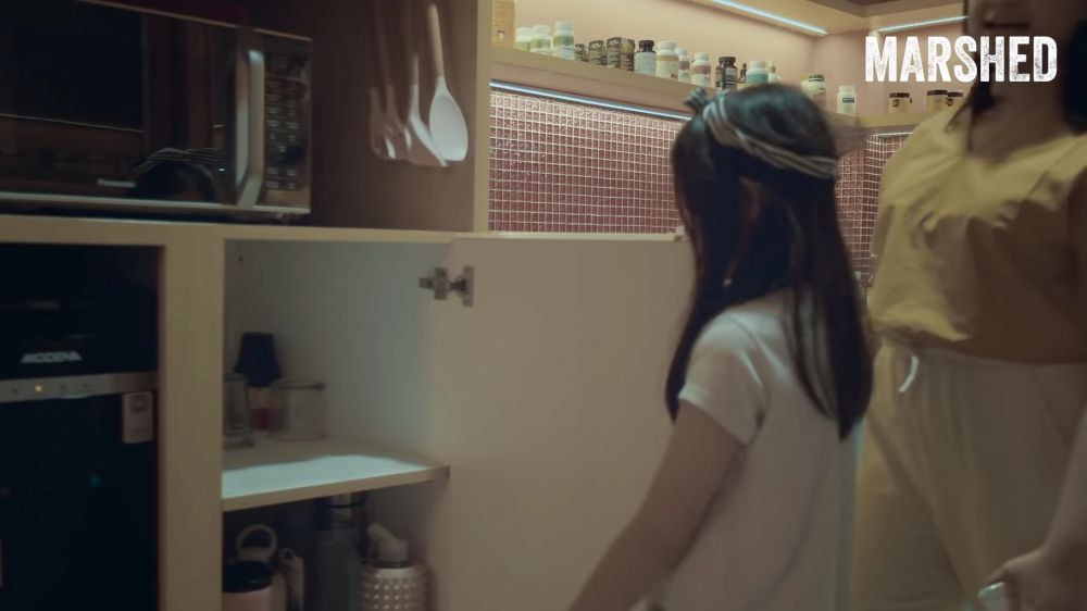 dapur rumah marshanda estetik ala kafe western © 2024 brilio.net