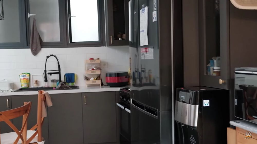 dapur rumah arya saloka © 2024 brilio.net