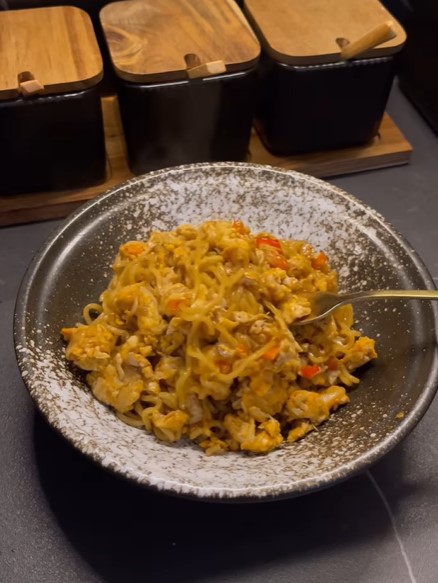 13 Resep mi instan kekinian paling mudah dibuat, lezat, dan menggugah selera