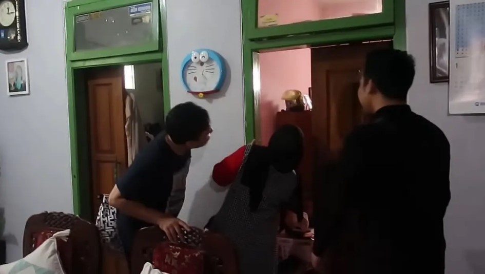 hunian Shanty Denny di kampung © YouTube hunian Shanty Denny di kampung © YouTube