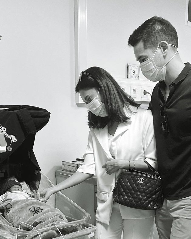 alasan nana mirdad tak adopsi bayi © instagram