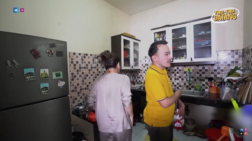 dapur kotor ayu ting ting penuh perkakas © 2024 brilio.net