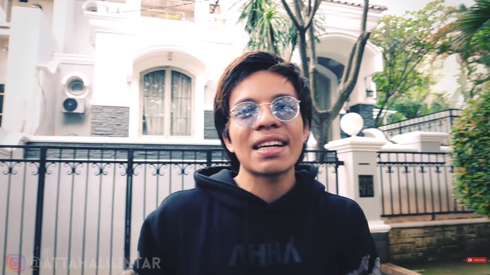 rumah bujang atta halilintar © berbagai sumber rumah bujang atta halilintar © berbagai sumber