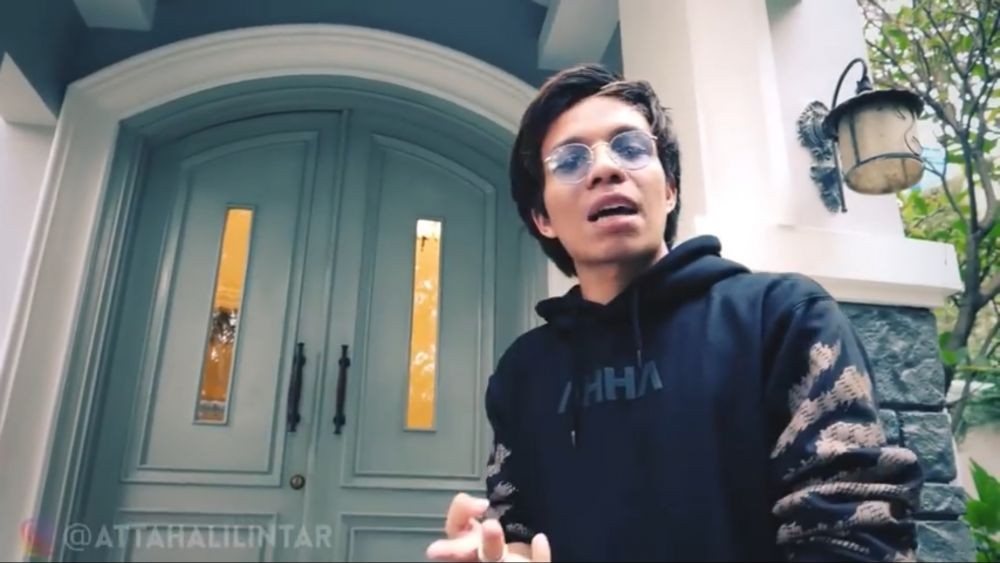 rumah bujang atta halilintar © berbagai sumber rumah bujang atta halilintar © berbagai sumber