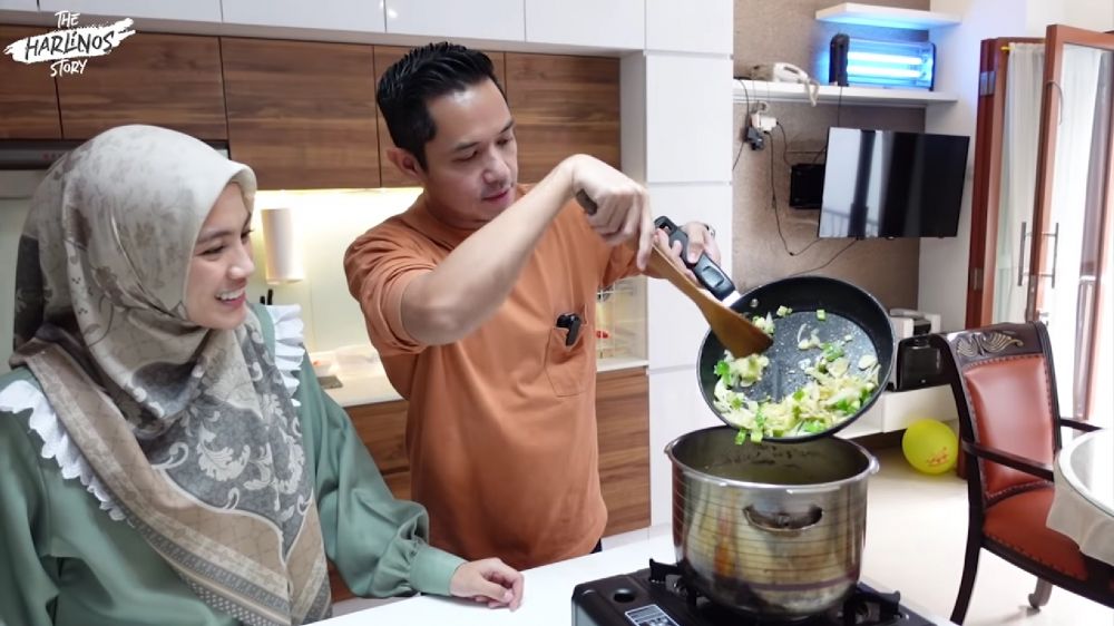 dapur dude harlino  © 2024 brilio.net