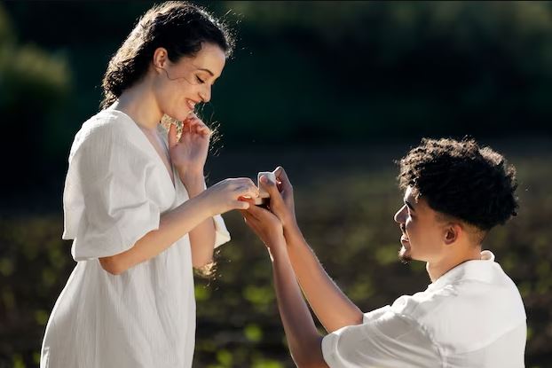 Arti mimpi dilamar yang jarang diketahui freepik.com