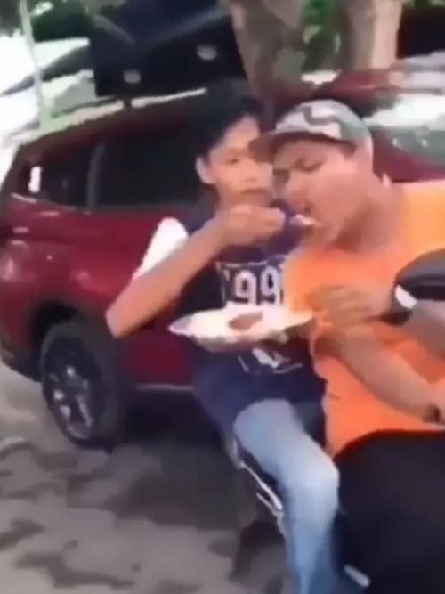 mempersulit diri berbagai sumber