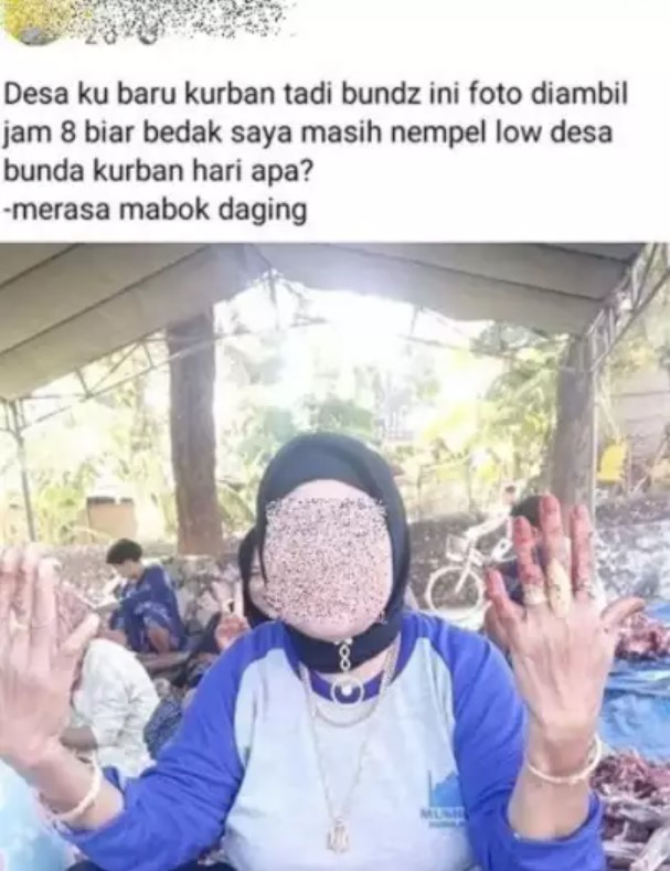 pamer perhiasan bikin ilfeel  Berbagai sumber