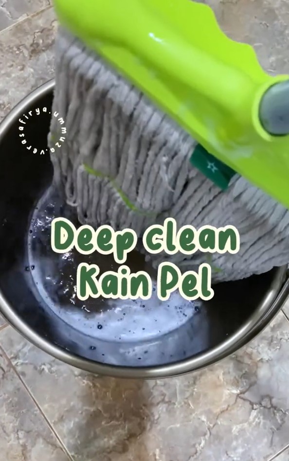 Trik mencuci kain pel agar kesat dan bersih lagi, cukup tambah 2 bahan dapur