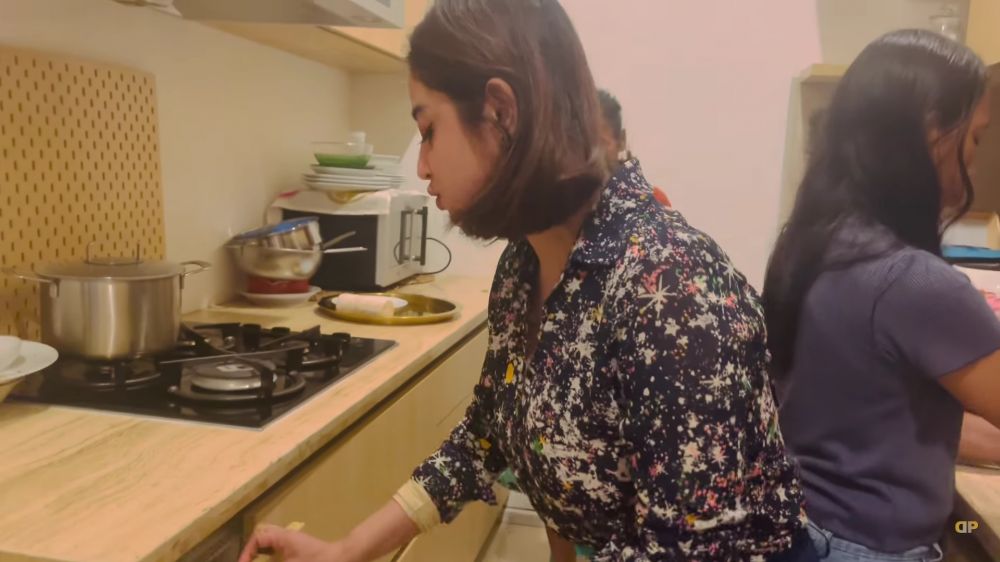 dapur kotor rumah Dewi Perssik © 2024 brilio.net