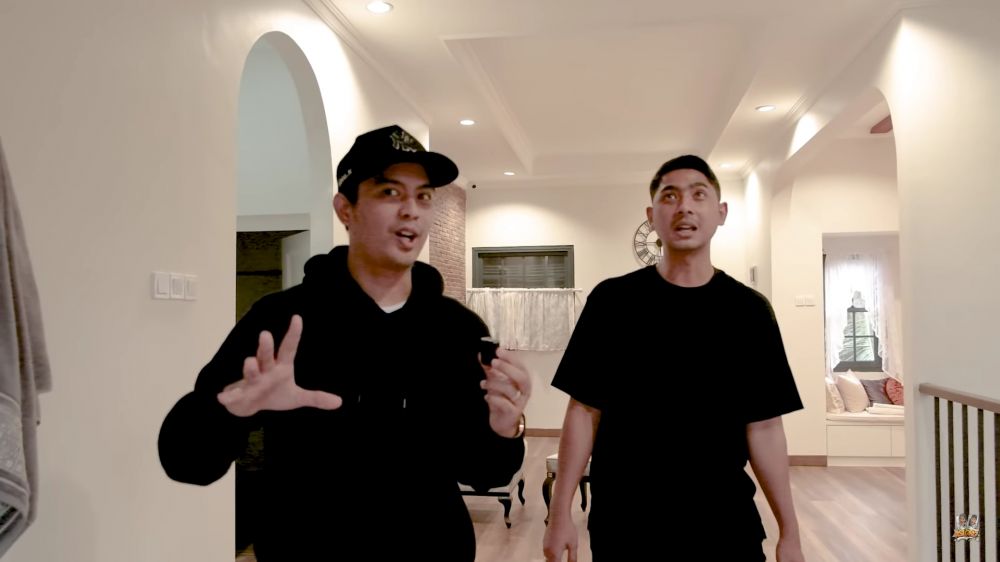 rooftop rumah arya saloka © 2024 brilio.net