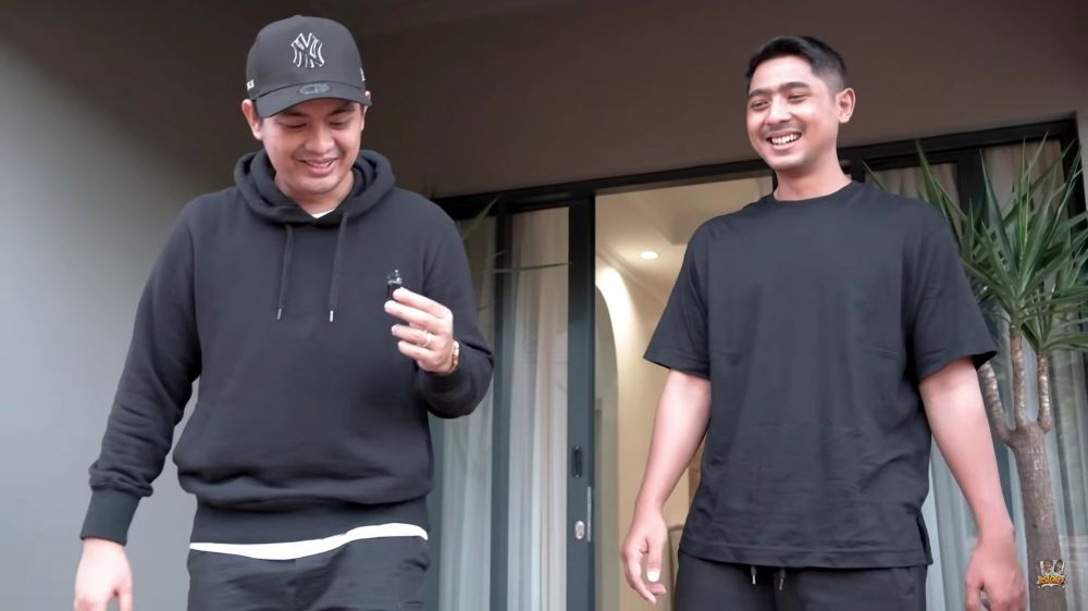 rooftop rumah arya saloka © 2024 brilio.net