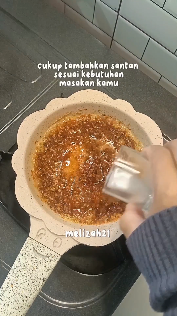 Bukan ditambah gula atau kentang, ini trik mengatasi masakan tumisan keasinan pakai 1 bahan makanan