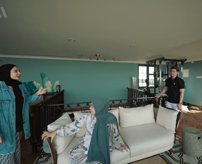 potret rooftop rumah Zaskia Sungkar © 2024 brilio.net potret rooftop rumah Zaskia Sungkar © 2024 brilio.net