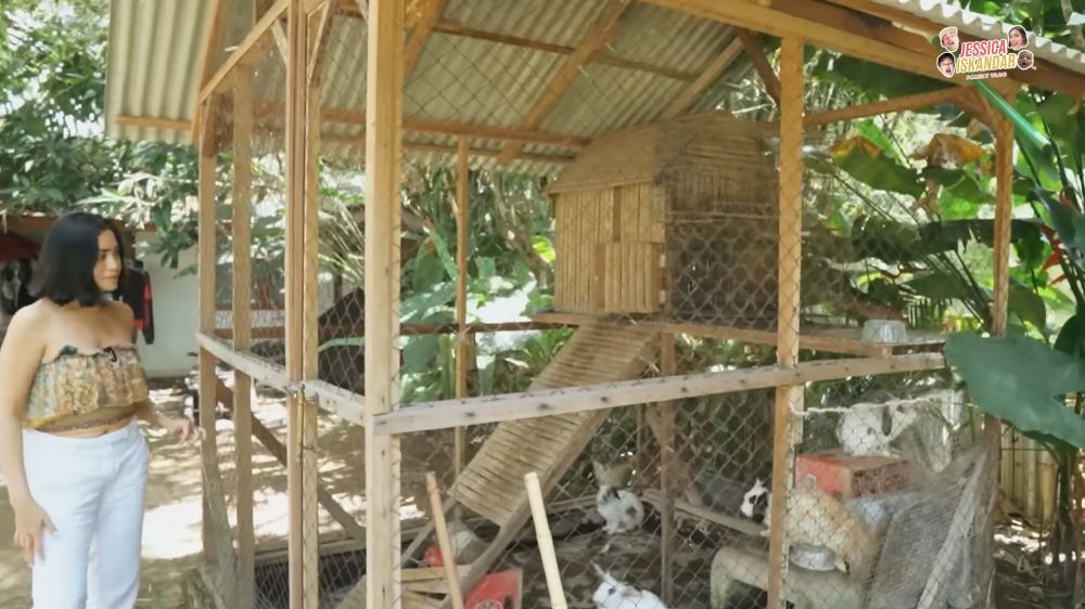 potret teras rumah indah kalalo dilengkapi pura © berbagai sumber