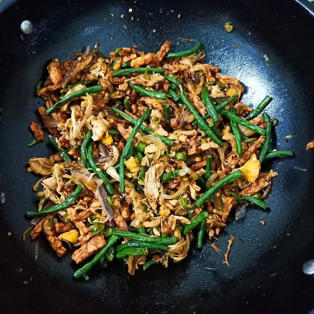 15 Resep olahan ayam suwir ala rumahan, nikmat, bikin nagih, dan mudah ditiru