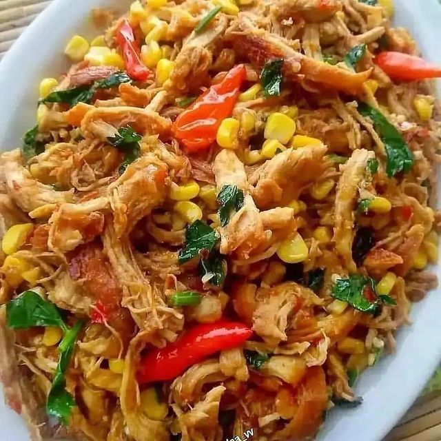 15 Resep olahan ayam suwir ala rumahan, nikmat, bikin nagih, dan mudah ditiru