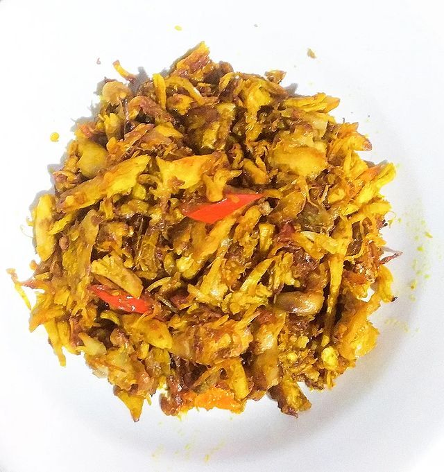 15 Resep olahan ayam suwir ala rumahan, nikmat, bikin nagih, dan mudah ditiru