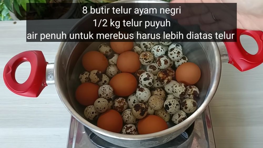 Cuma butuh 11 menit merebus, ini trik memasak telur pindang agar bumbu meresap dan hemat gas