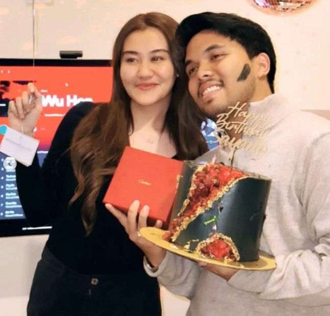 Aaliyah beri kejutan ultah Thariq © Instagram