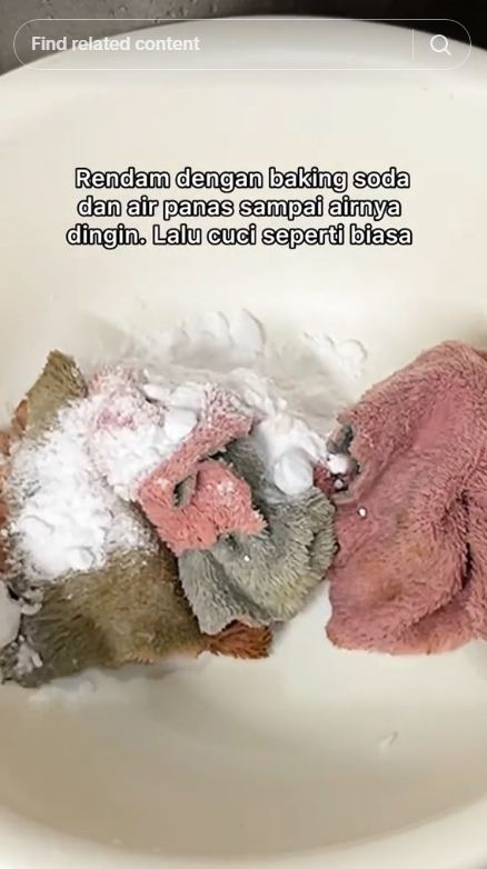 Tak perlu direndam sitrun, ini cara cuci lap dapur berminyak dan penuh lemak pakai 1 bahan dapur