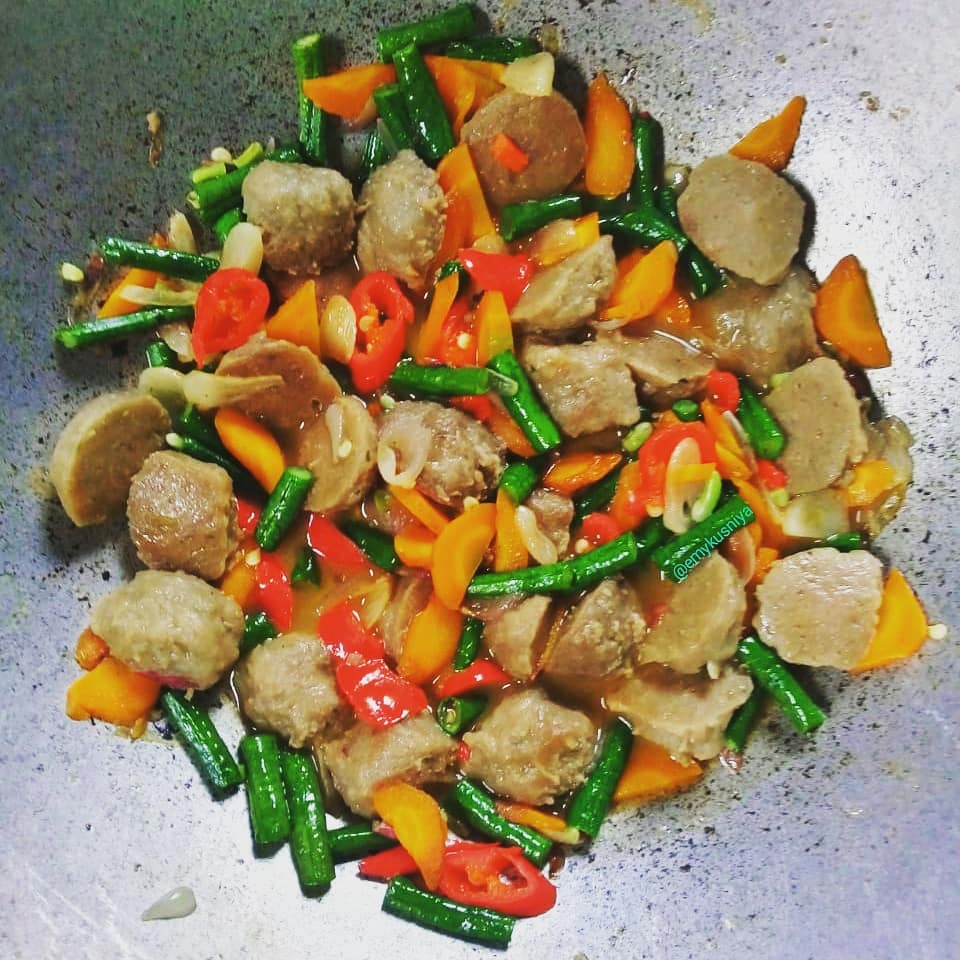 13 Resep tumis wortel paling praktis, lezat, bergizi, dan menggugah selera