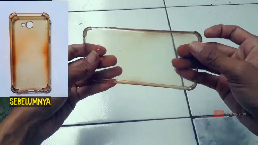 Tanpa perlu digosok, ini trik memutihkan casing HP yang menguning agar bening lagi pakai 2 bahan dapur