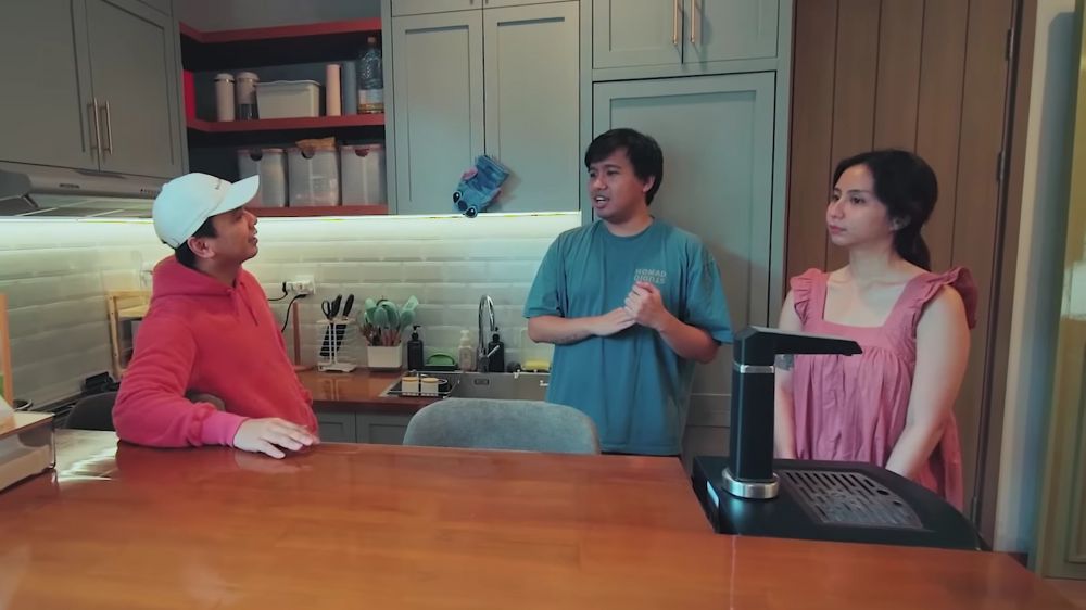 dapur rumah minimalis Joshua Suherman © 2024 brilio.net