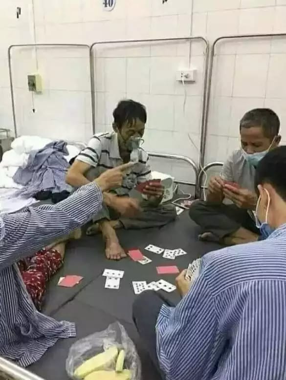 main kartu nyeleneh berbagai sumber