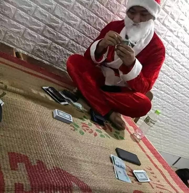 main kartu nyeleneh berbagai sumber