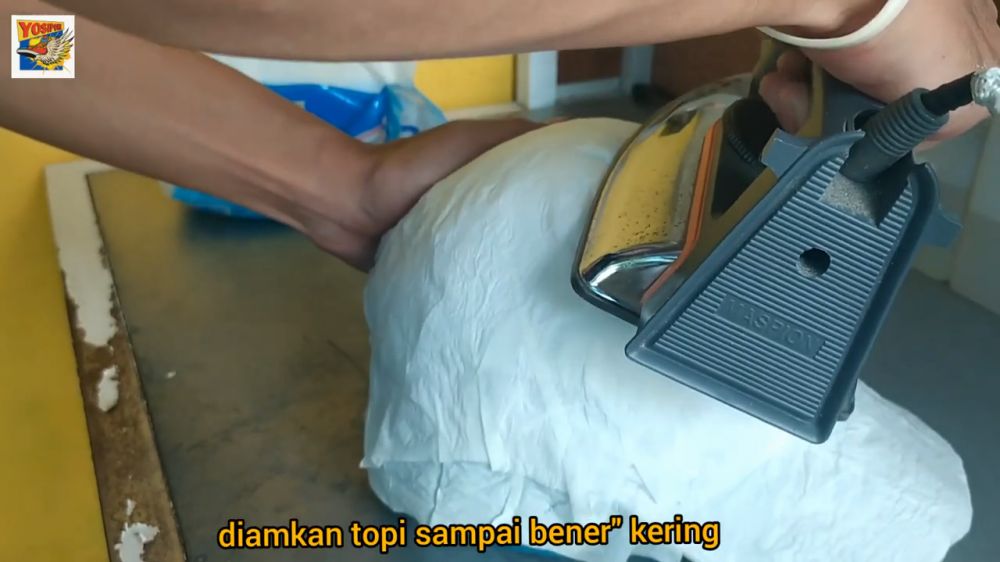 Cukup tambah 1 bahan dapur, ini trik ampuh bersihkan topi kumal agar bersih seperti baru lagi