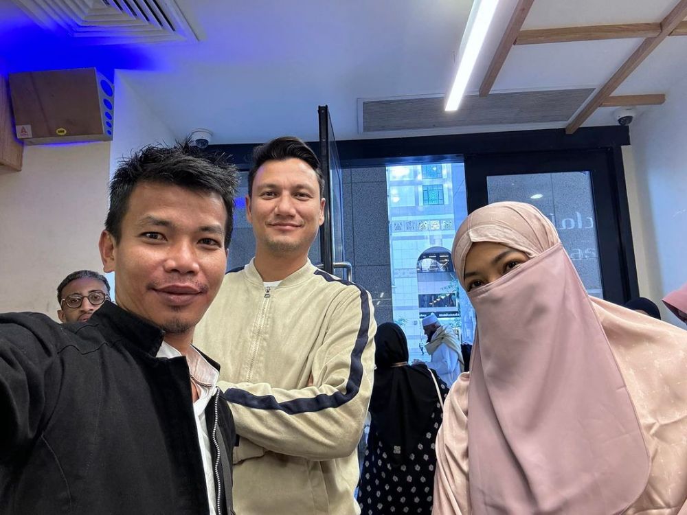 Titi Kamal jalani umrah © Instagram