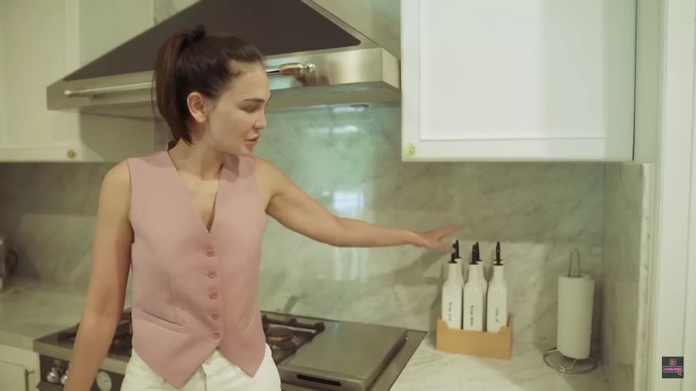 dapur mewah luna maya © 2024 brilio.net