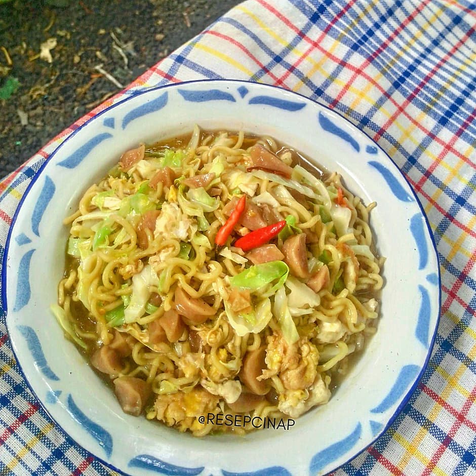 20 Resep mi nyemek istimewa, solusi makan nikmat di akhir bulan