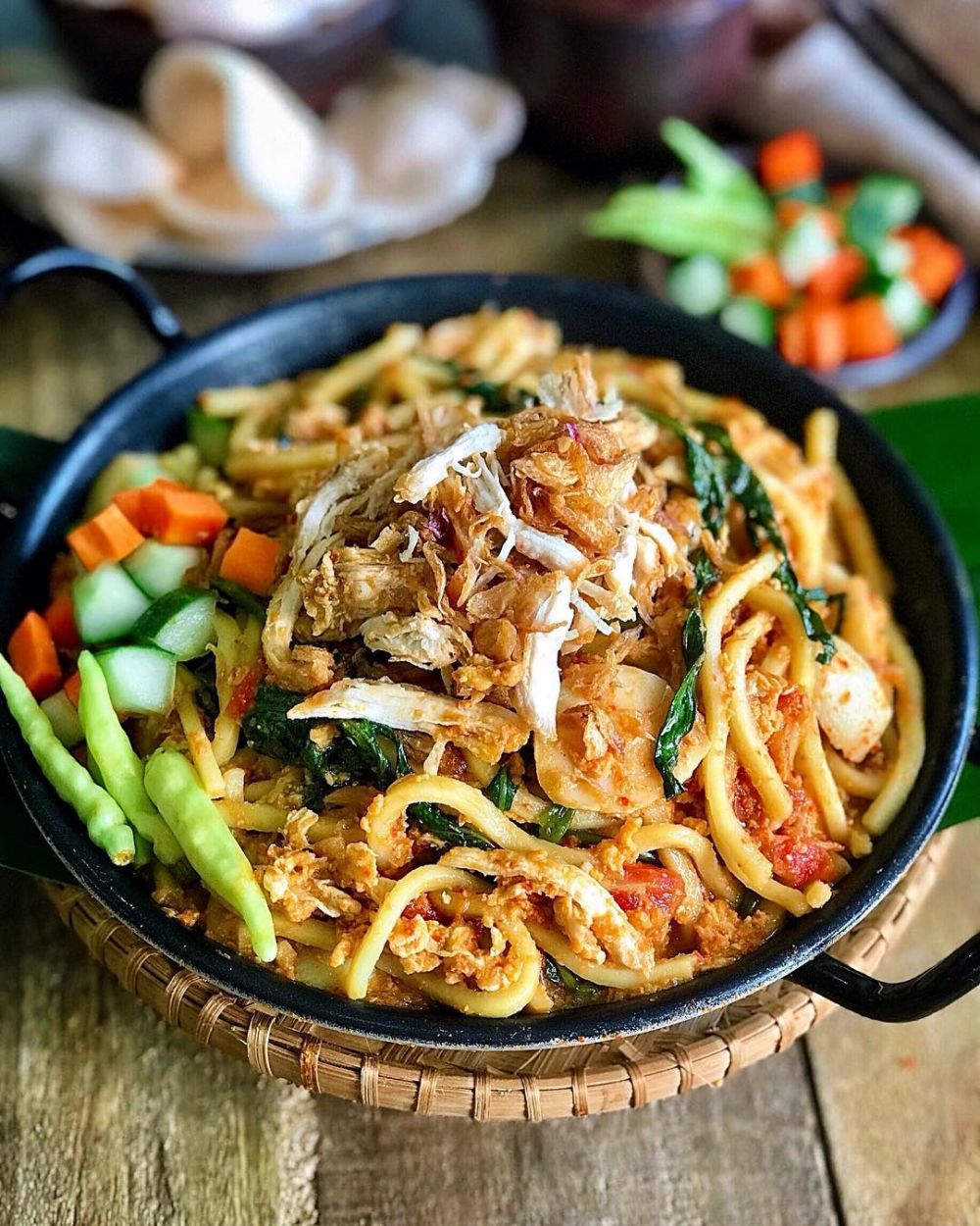 20 Resep mi nyemek istimewa, solusi makan nikmat di akhir bulan