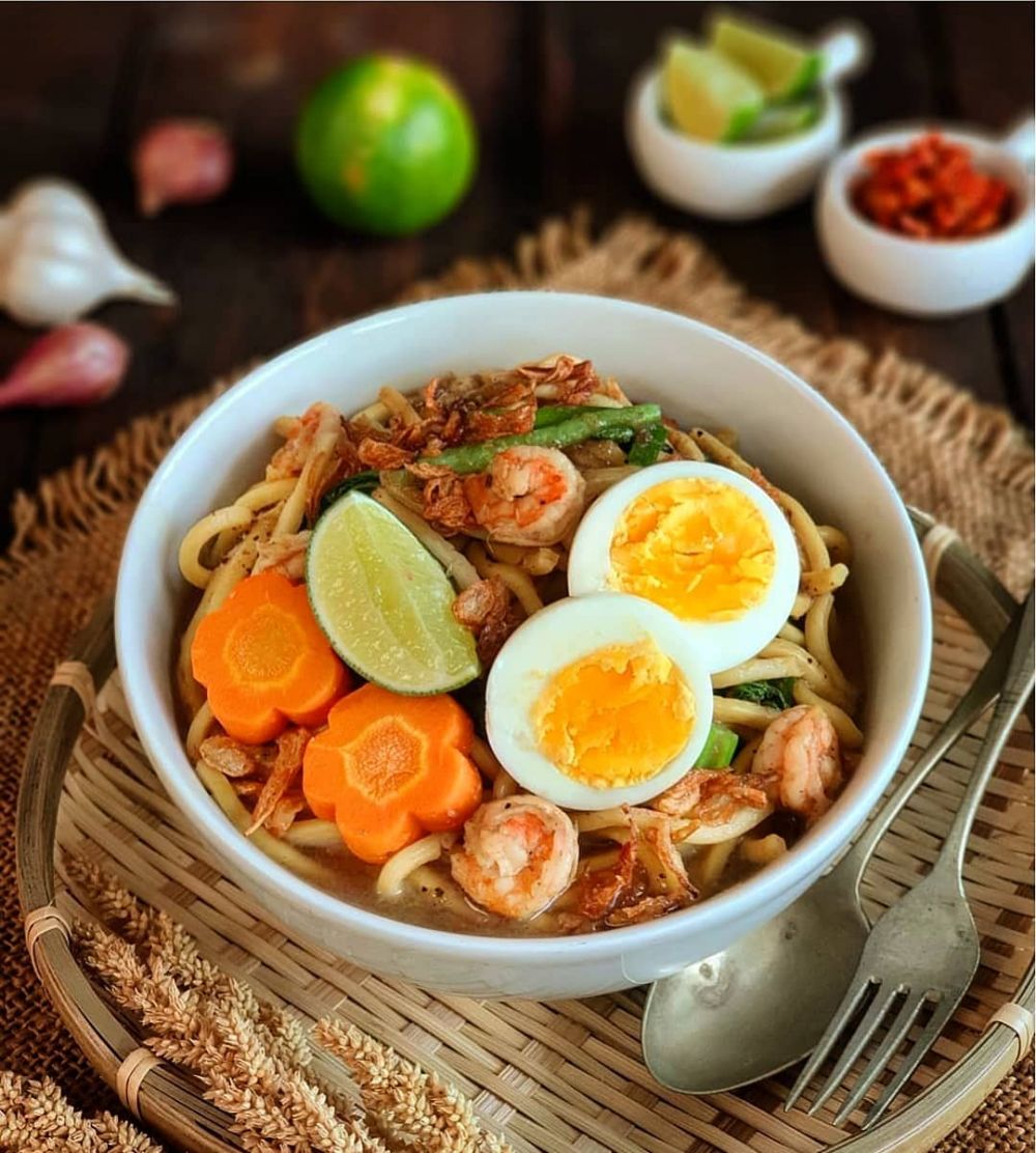 20 Resep mi nyemek istimewa, solusi makan nikmat di akhir bulan