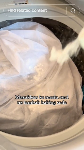 Tak perlu gunakan air panas, ini trik mencuci sprei kucel agar bersih lagi cuma tambah 1 bahan dapur