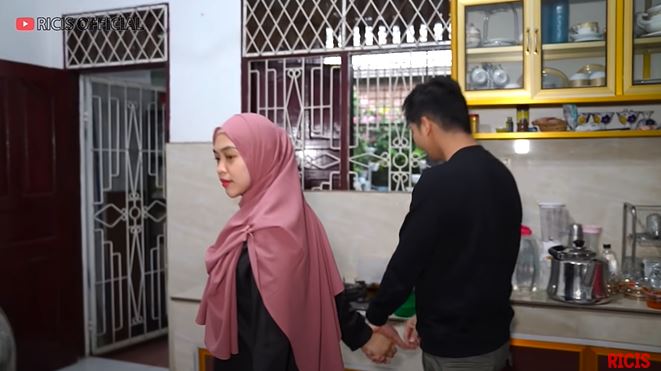 dapur rumah teuku ryan © YouTube