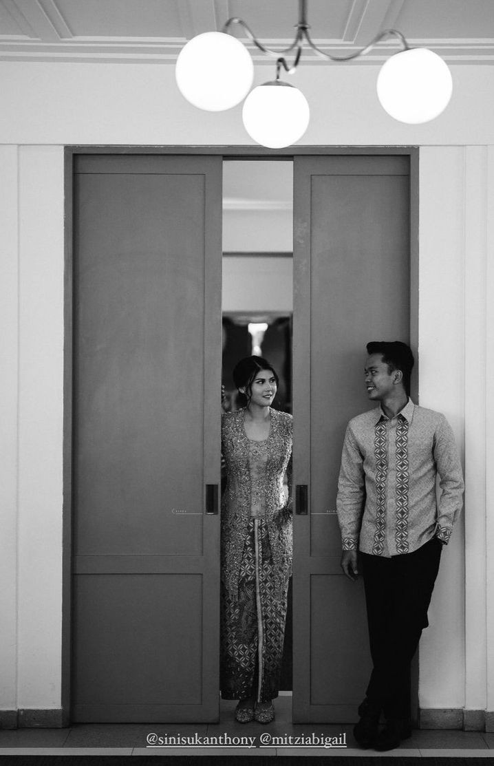 momen pertunangan mitzi dan anthony ginting © instagram