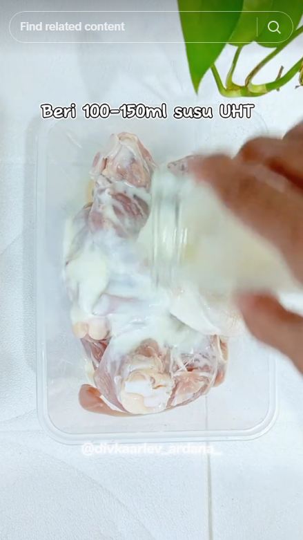 Tak perlu baking soda, ini trik mengempukkan daging ayam agar teksturnya lembut dan makin gurih