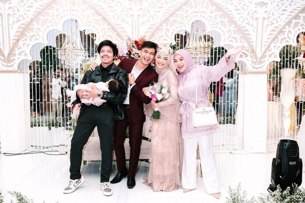 kenangan anniversary Ria Ricis Ryan © berbagai sumber kenangan anniversary Ria Ricis Ryan © berbagai sumber