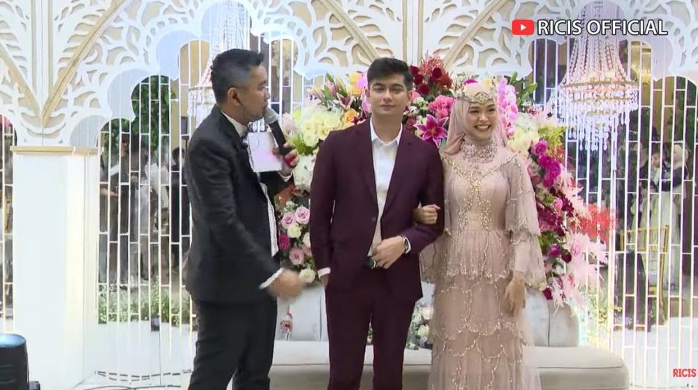 kenangan anniversary Ria Ricis Ryan © berbagai sumber kenangan anniversary Ria Ricis Ryan © berbagai sumber