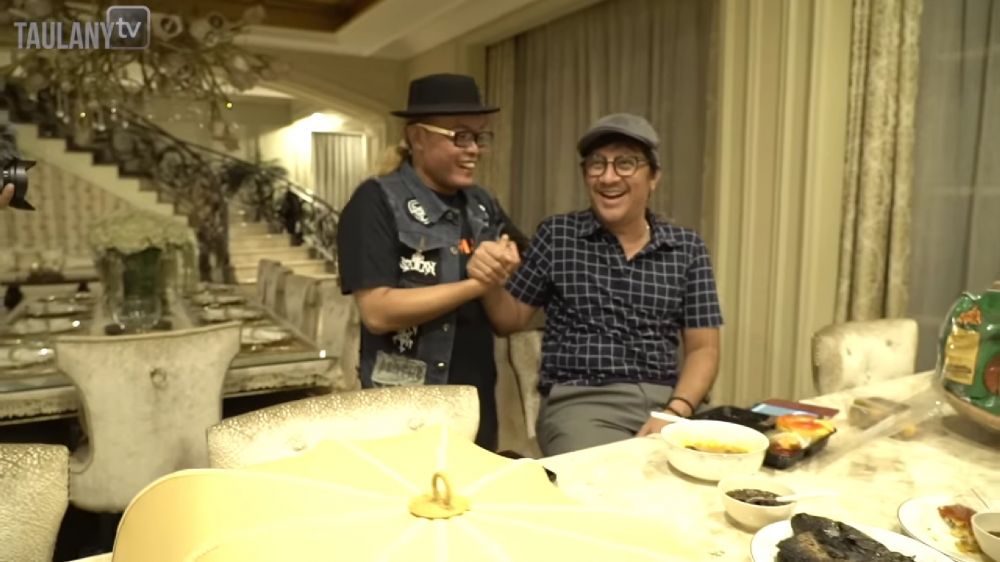 dapur andre taulany dilapisi emas © 2024 brilio.net