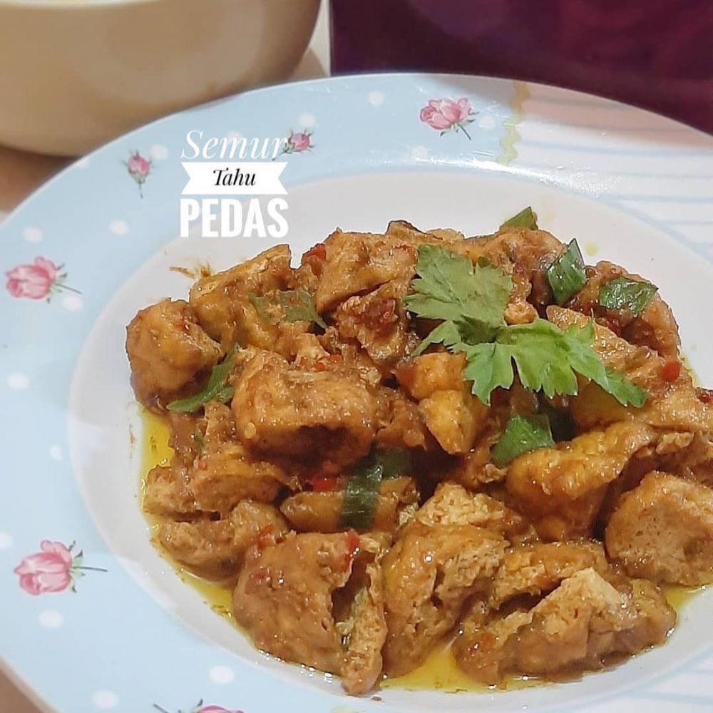 13 Resep semur tahu paling sedap, praktis dan bikin nafsu makan meningkat