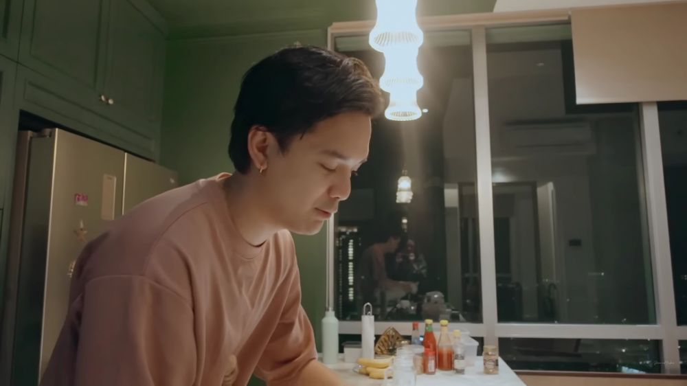 dapur sherina munaf di apartemen © 2024 brilio.net