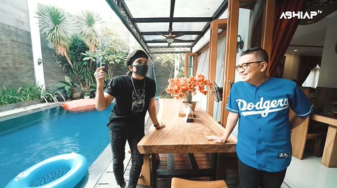 rumah Helmy Yahya © YouTube