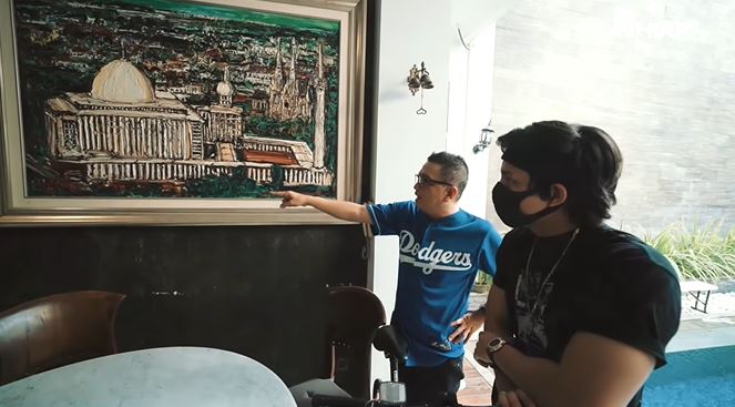 rumah Helmy Yahya © YouTube