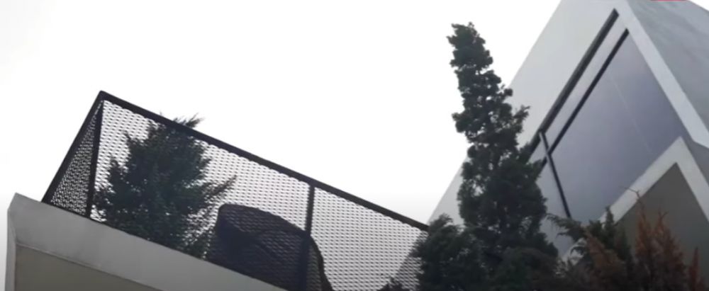 potret rooftop rumah Felicya Angelista dan Caesar Hito © 2024 brilio.net