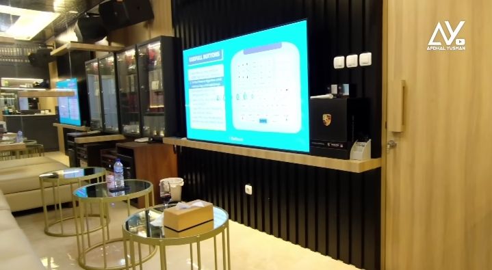 Choky punya hunian ruangan kamuflase © YouTube