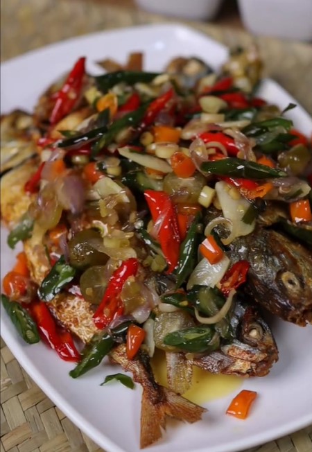 13 Resep olahan ikan kembung pedas, enak dan mudah dibuat